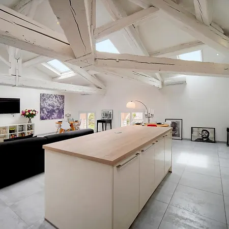 Immogroom - Luminous Spacious T4 - Ac Appartement
