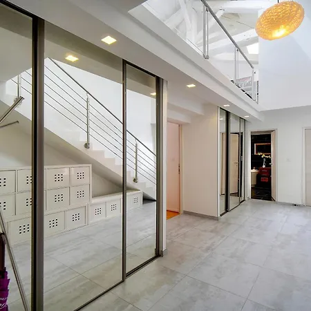Immogroom - Luminous Spacious T4 - Ac Appartement *